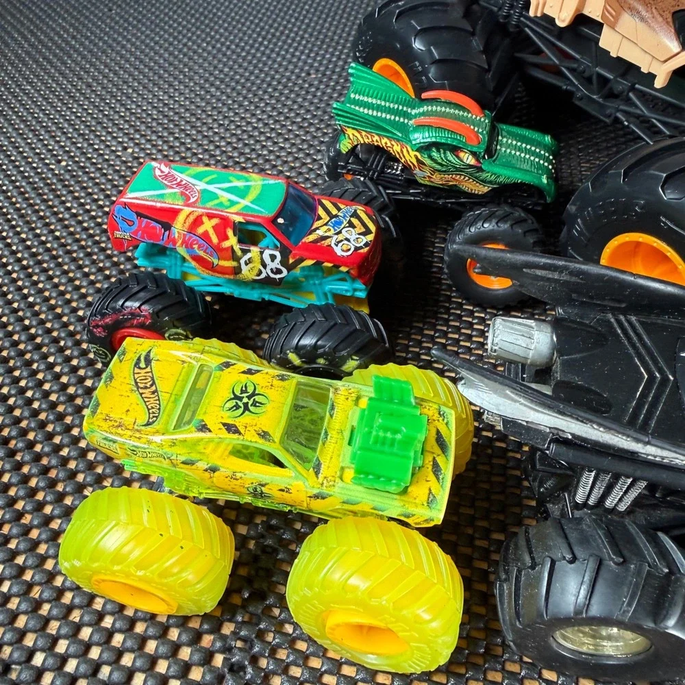 Hot Wheels mixed lot